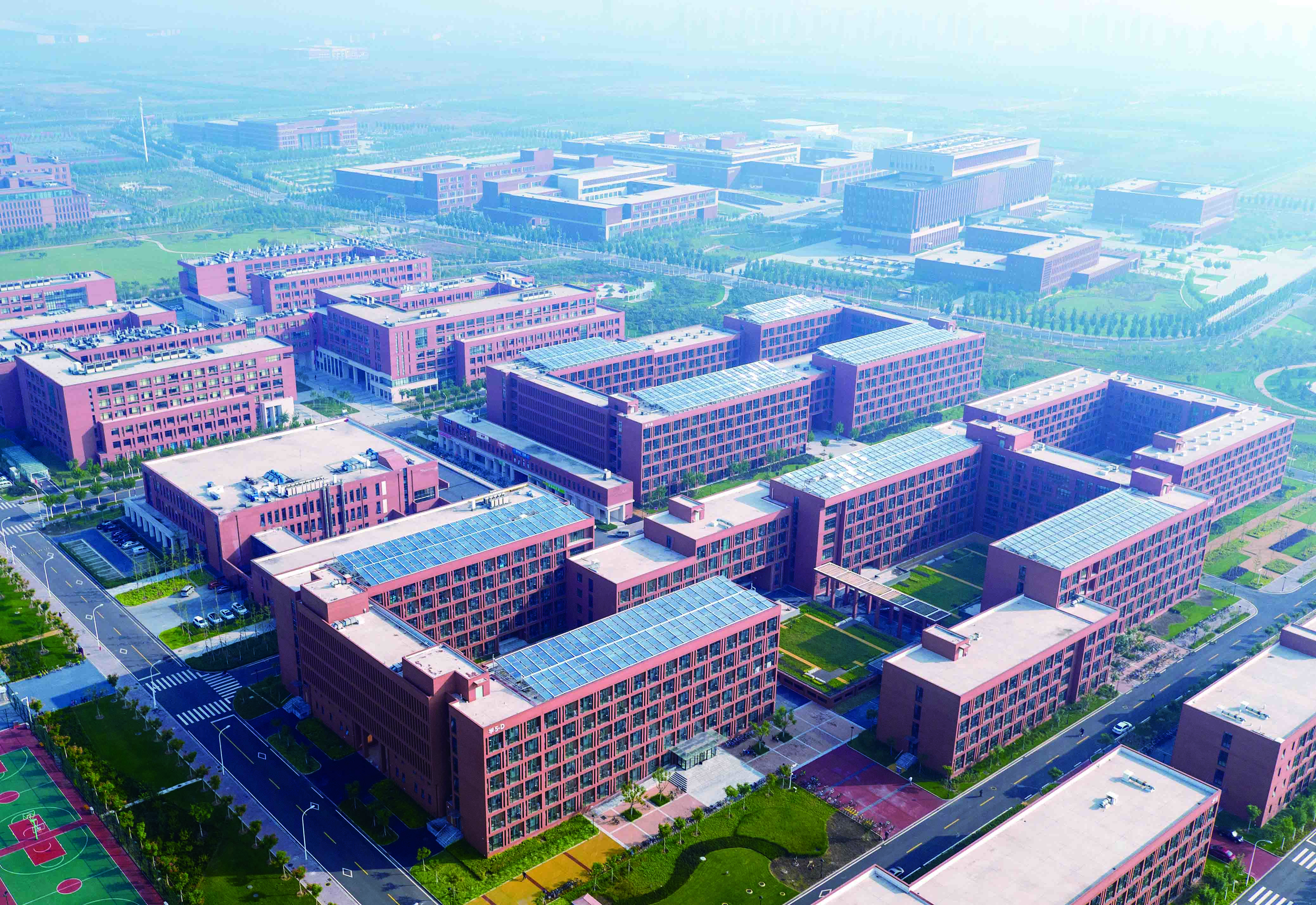 南开大学清洁能源热水项目.jpg